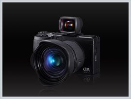 Full range of system accessories, allowing for varied uses of the camera