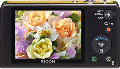 View pictures on a scratch-resistant, high-resolution,2.7-inch, 230k-dot QVGA LCD monitor.