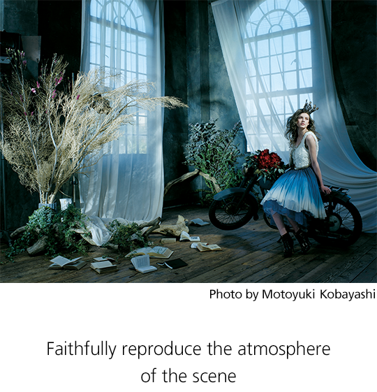 Faithfully reproduce the atmosphere of the scene