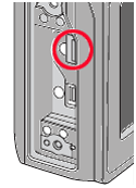 下図の赤丸部分には時計用電池が内蔵されています