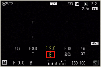 シャッタースピードを B（バルブ）に設定します