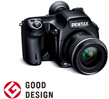 中判デジタル一眼レフカメラPENTAX　645D」