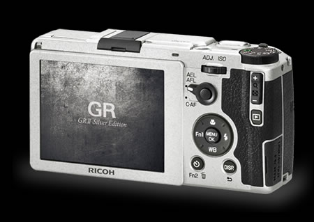 RICOH GR II Silver Edition