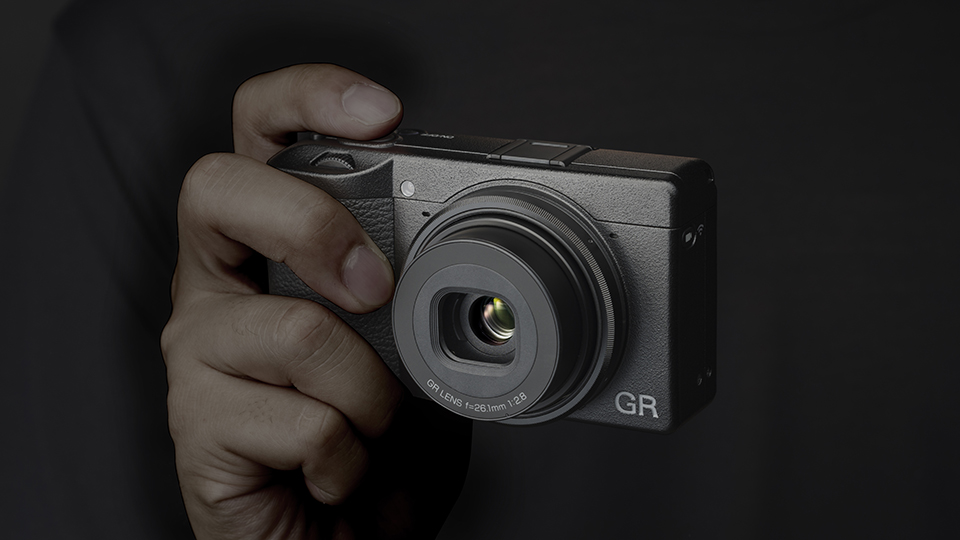 【超美品】 RICOH リコー GR 3 III 高性能 デジタル カメラ