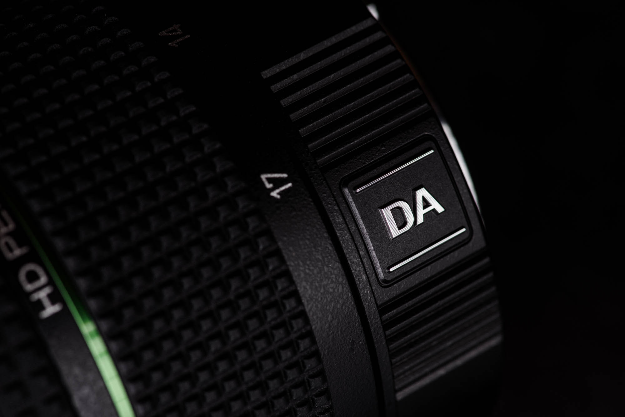 Featured02「HD PENTAX-DA FISH-EYE10-17mmF3.5-4.5ED」 | About