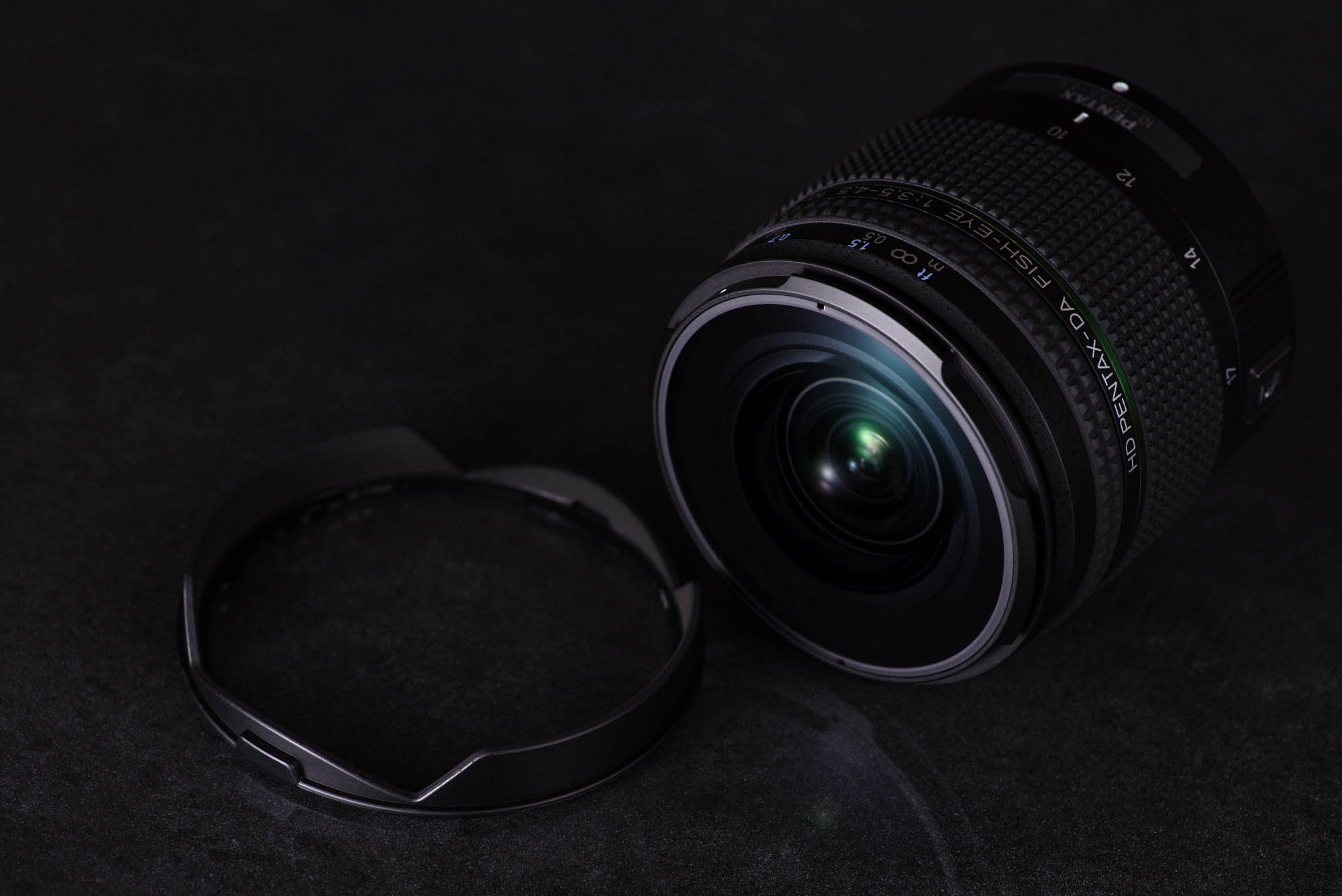 Featured02「HD PENTAX-DA FISH-EYE10-17mmF3.5-4.5ED」 | About