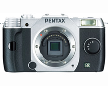 PENTAX Q7 白　レンズ３種　美品です！！